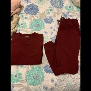 Maroon Jaanuu scrub set